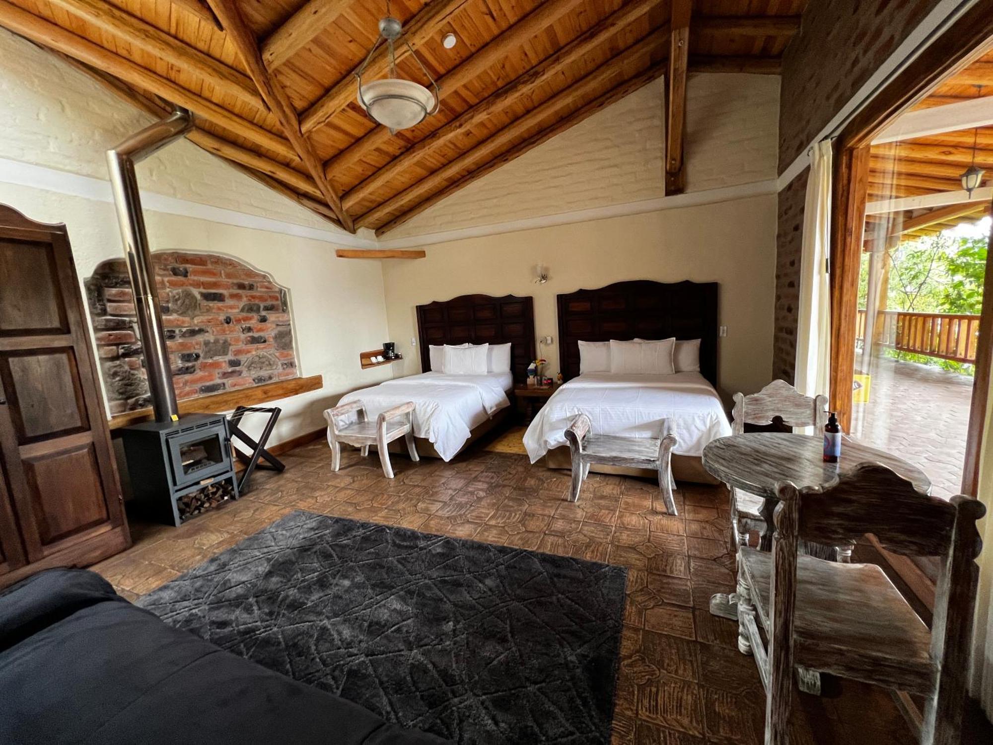 Hacienda Jimenita Wildlife Reserve Puembo Екстер'єр фото